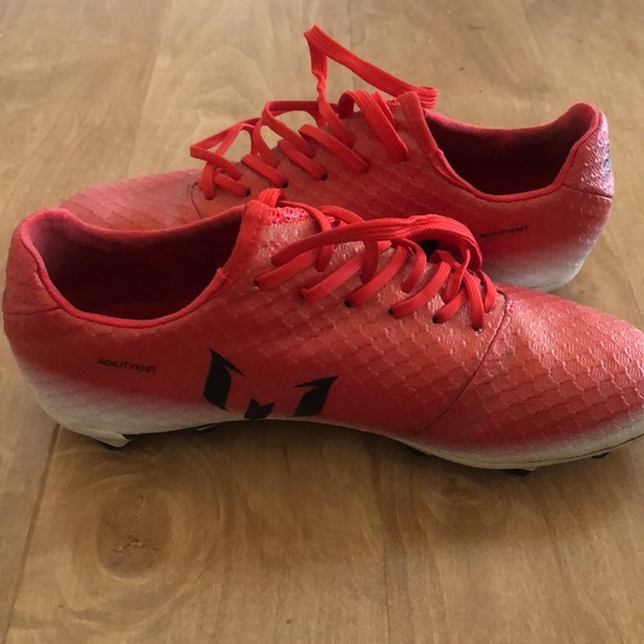 Adidas soccer cleats - Picture 4 of 7